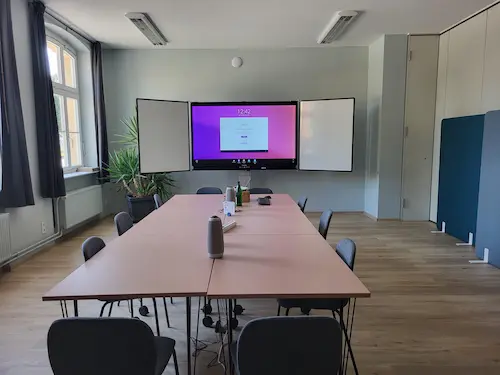 Konferenzraum des Coworking Letschin